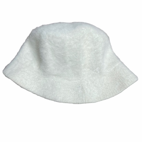 Vintage Betmar New York LL Cool J Style Angora Blend Off White Bucket Hat - Picture 2 of 9
